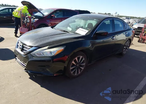 2017 Nissan Altima 2.5 Sv z USA, uszkodzony, nr VIN 1N4AL3AP9HC242570